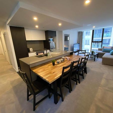2 Bed 2 Bath Luxury Apartment In Braddon Canberra - Free Heated Pool, Gym, Parking Eksteriør billede