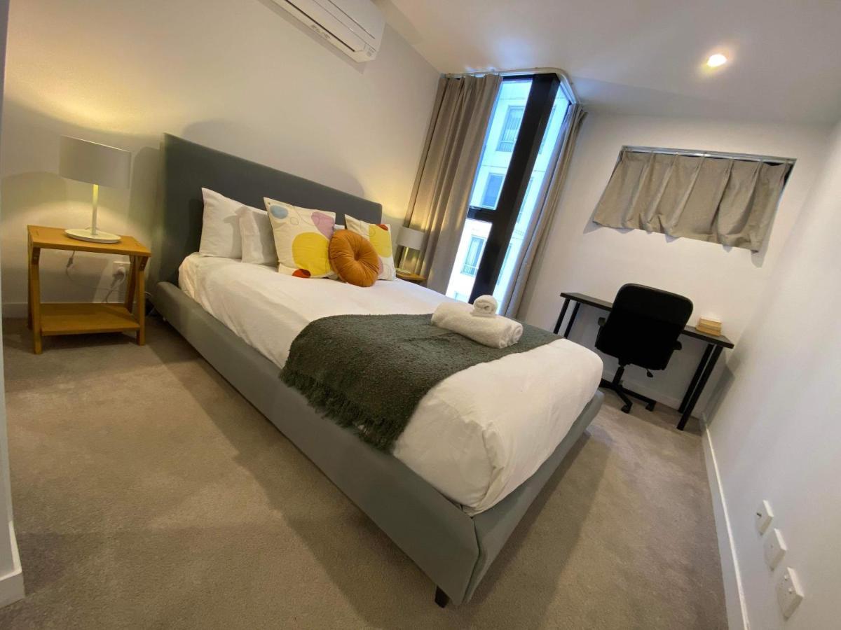 2 Bed 2 Bath Luxury Apartment In Braddon Canberra - Free Heated Pool, Gym, Parking Eksteriør billede